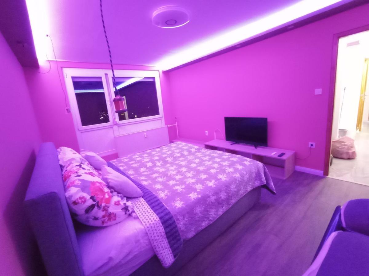 Pecsi Keco - Home Over The City Екстер'єр фото