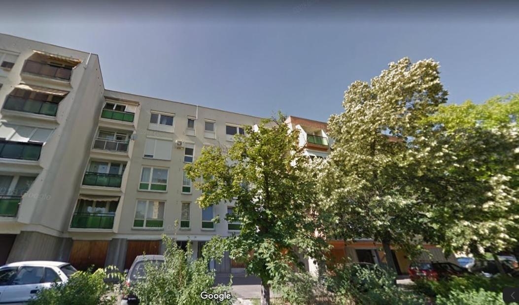 Pecsi Keco - Home Over The City Екстер'єр фото